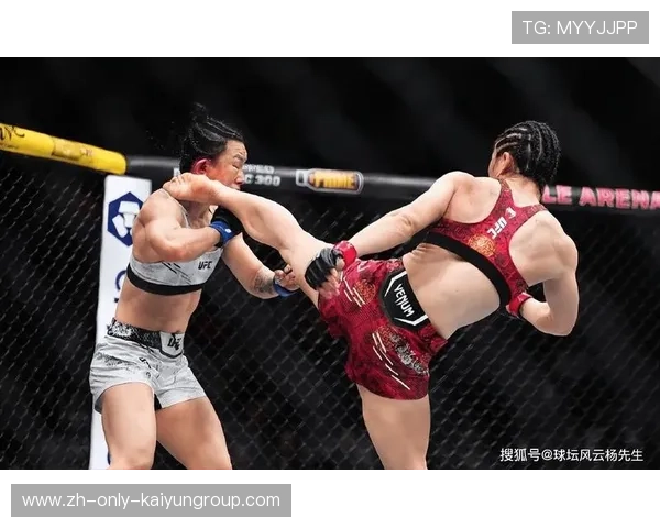 UFC拳手怒砸地板：激情、荣耀与胜利的极致瞬间